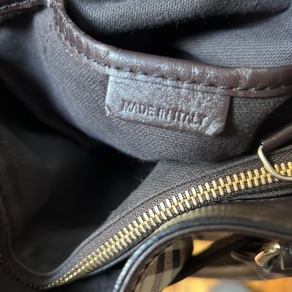 Burberry Tote bag with Sling Using good condition with dust bag - Picture 12 of 16